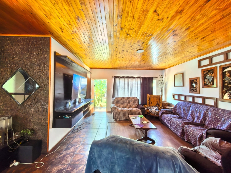 3 Bedroom Property for Sale in Vaalpark Free State